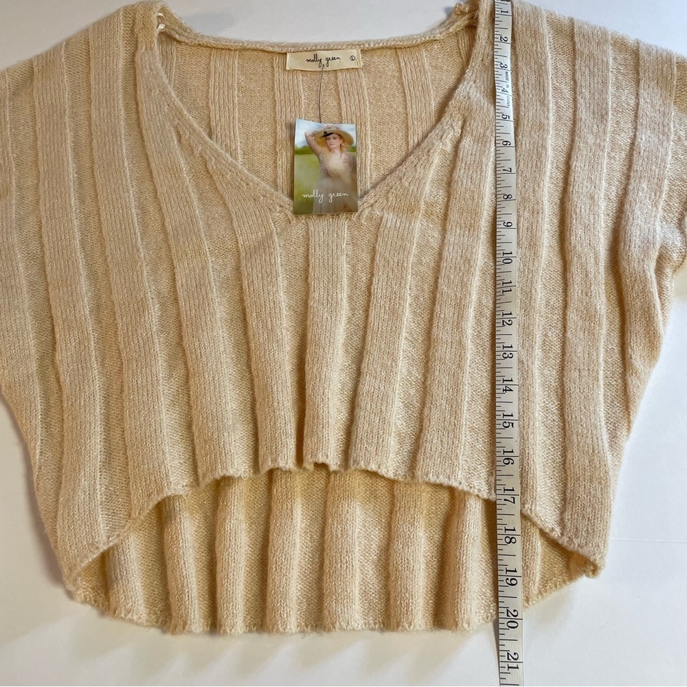 Molly Green Trinity V-Neck Cropped Sweater Cream Size Large - Picture 9 of 10